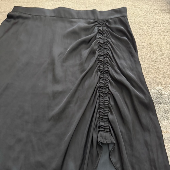 Like 🆕 Zadig & Voltaire black satiny ruched detail black skirt - Picture 4 of 9